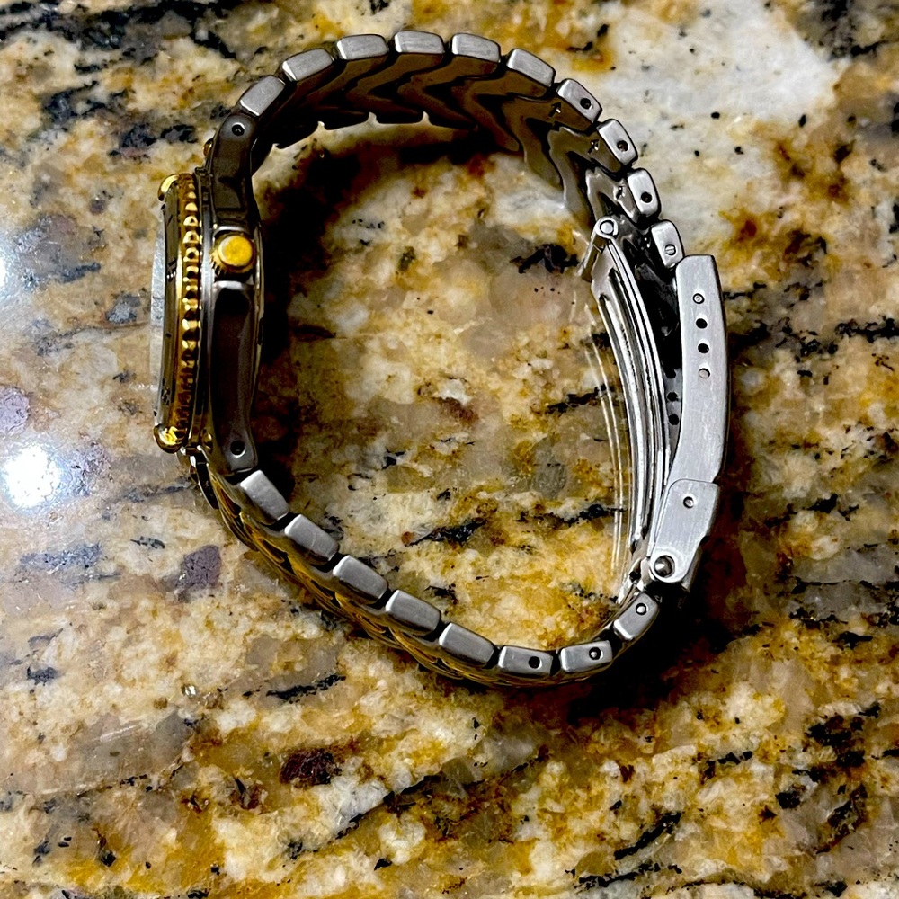 Bulova Watch - Picture 2 of 5